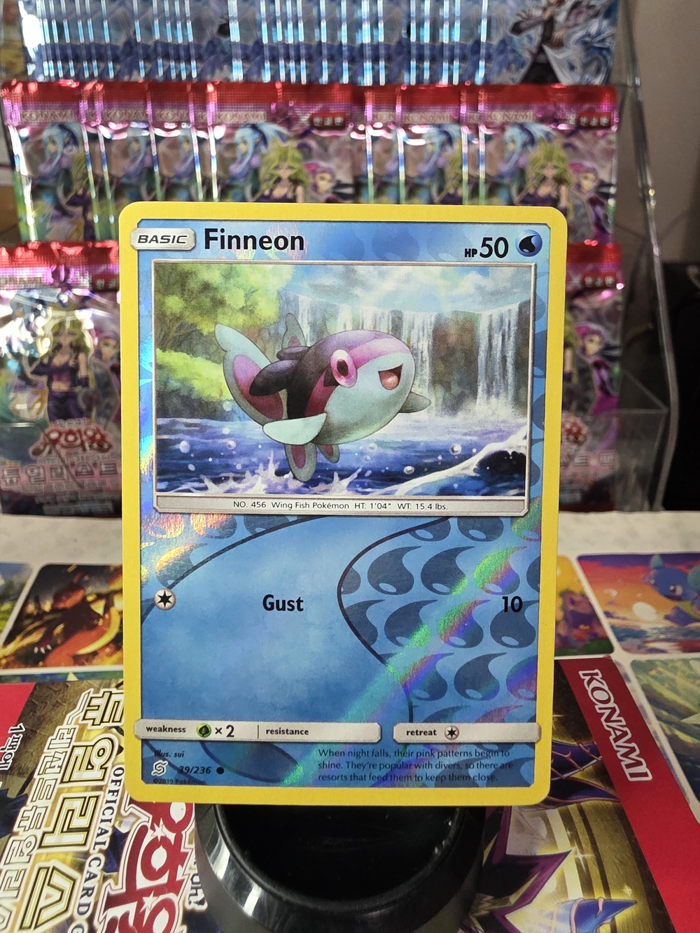Finneon Holographic Trading Card - Blue/Pink